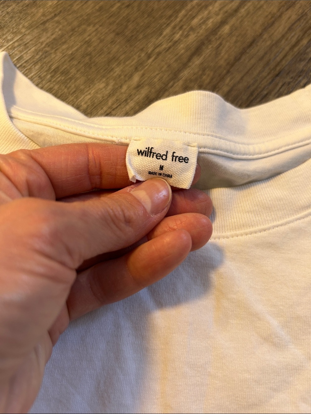 Wilfred Free Aritzia White Cropped Boxy Crew Neck Cotton Tee Medium - Picture 3 of 7